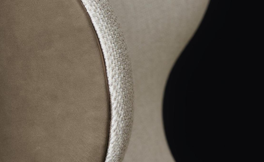 Кресло от фабрики Poliform модель MAPN800J