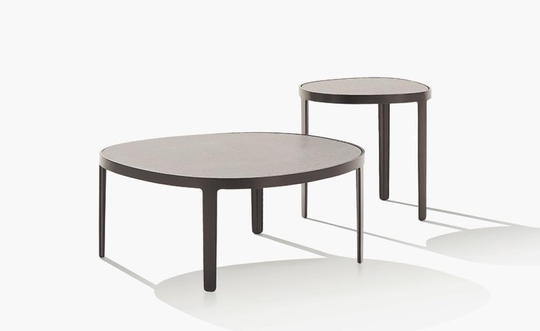 Уличный стол от фабрики Poliform модель MAD OUT 