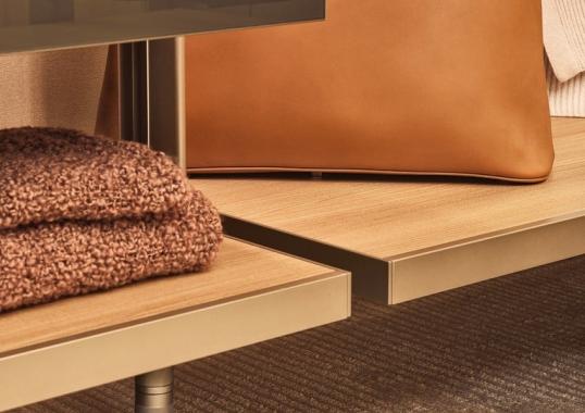 Стеллаж для книг от фабрики Poliform модель Lexington Night System