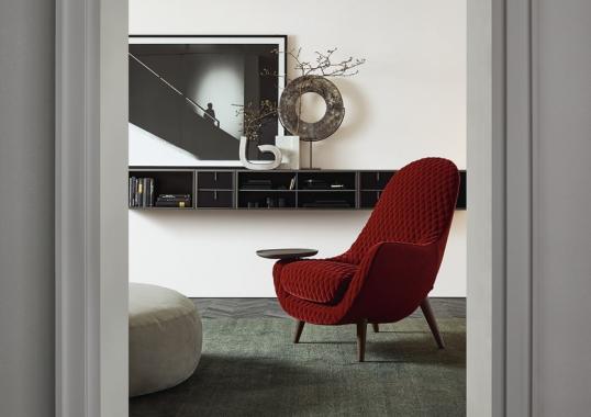 Кресло от фабрики Poliform модель Mad King Arm