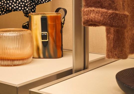 Стеллаж для книг от фабрики Poliform модель Lexington Night System