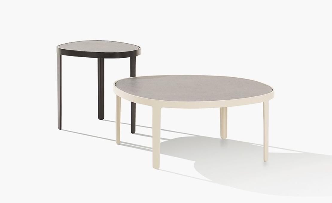 Уличный стол от фабрики Poliform модель MAD OUT 