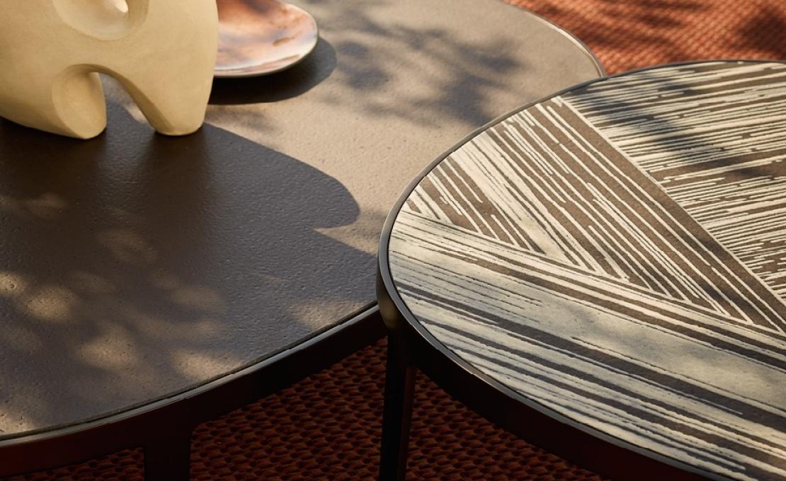 Уличный стол от фабрики Poliform модель MAD OUT 