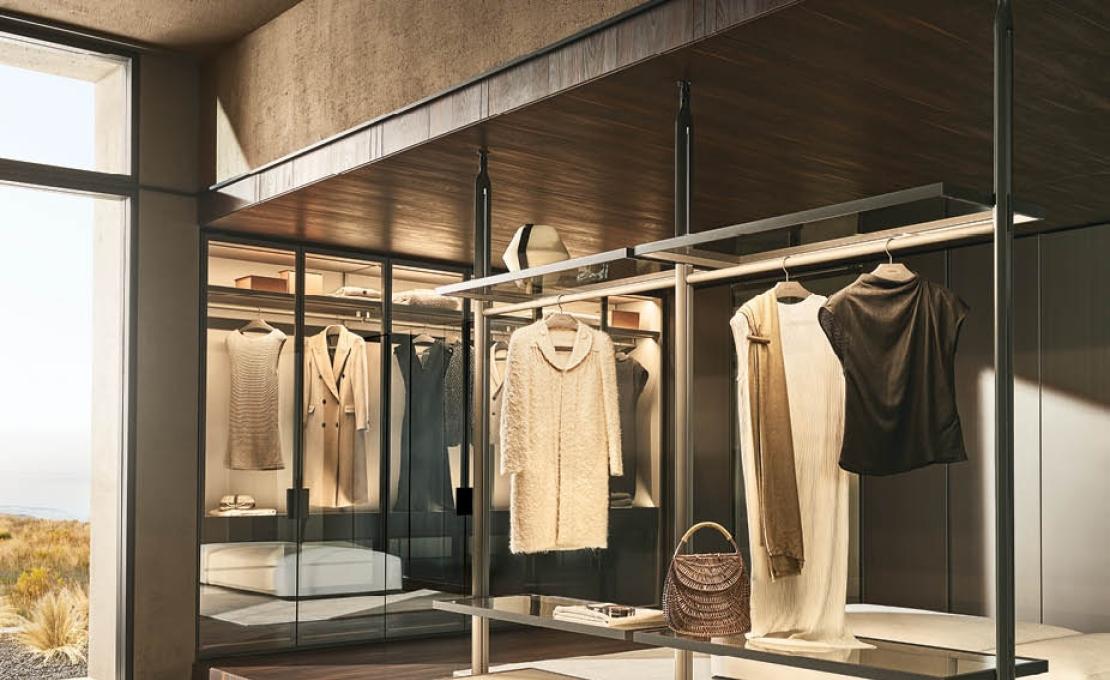 Стеллаж для книг от фабрики Poliform модель Lexington Night System