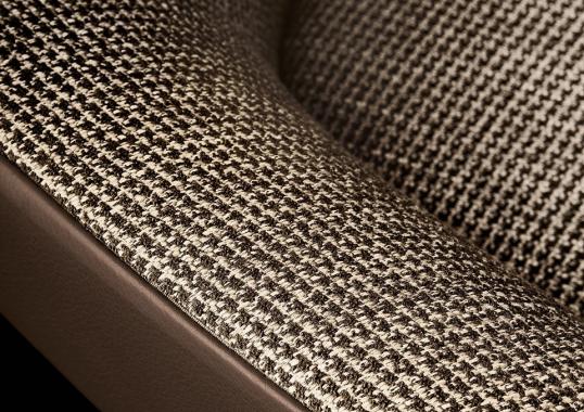 Кресло от фабрики Poliform модель MAPQ950