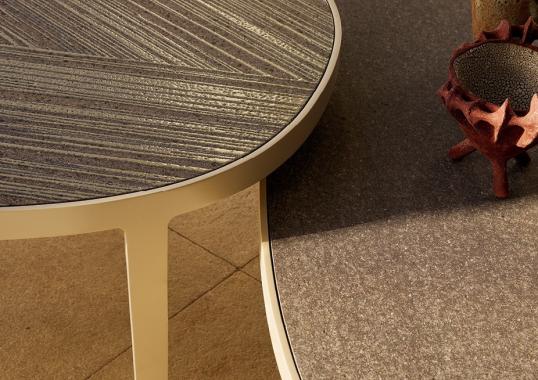 Уличный стол от фабрики Poliform модель MAD OUT 