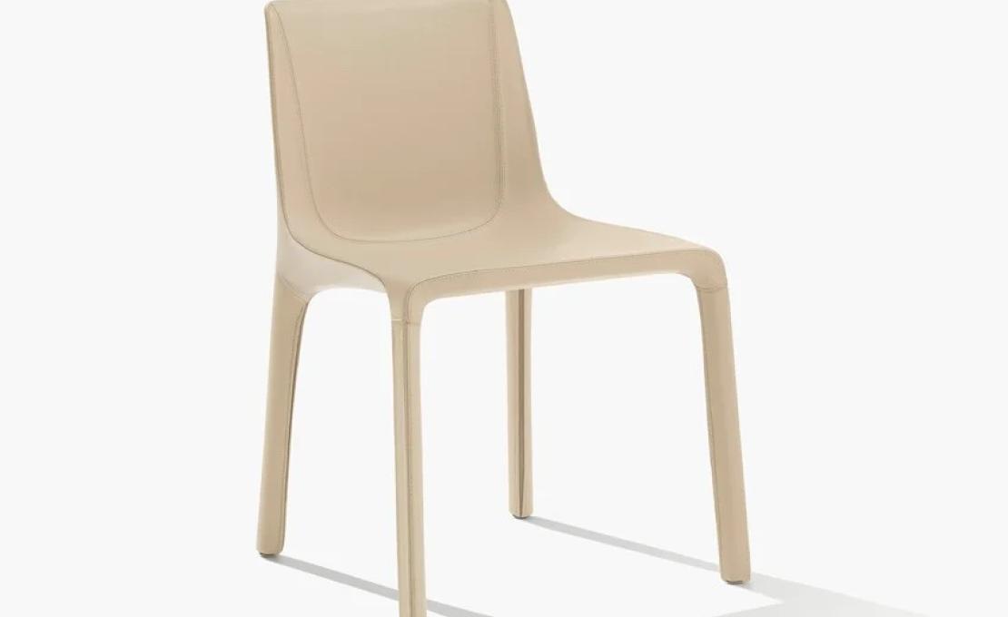 Стул от фабрики Poliform модель Manta  Poliform 