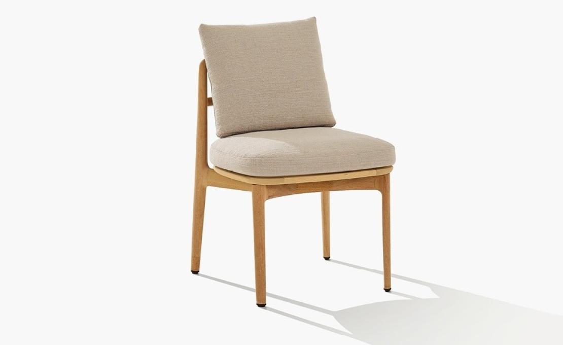 Уличный стул от фабрики Poliform модель MAGNOLIA 