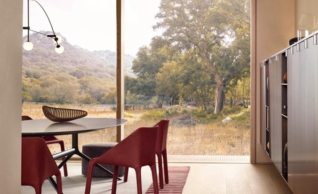 Стул от фабрики Poliform модель Manta  Poliform 