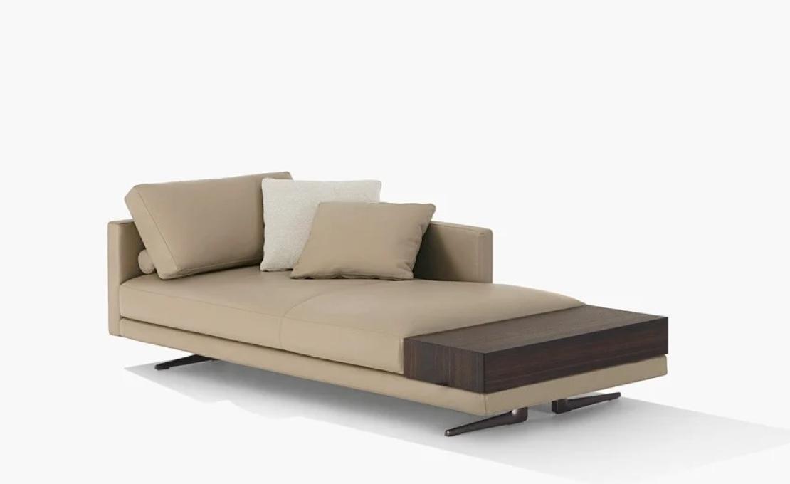 Диван от фабрики Poliform модель Mondrian Sofa
