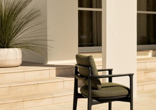 Уличный стул от фабрики Poliform модель MAGNOLIA 