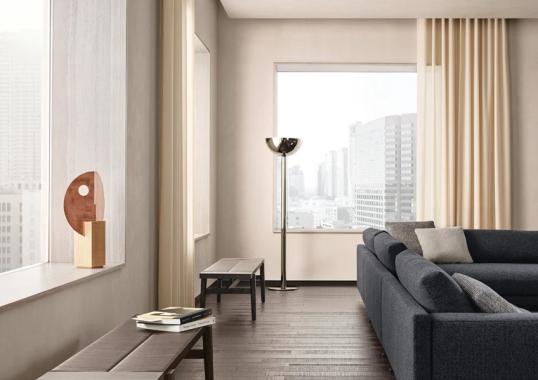 Диван от фабрики Poliform модель Mondrian Sofa