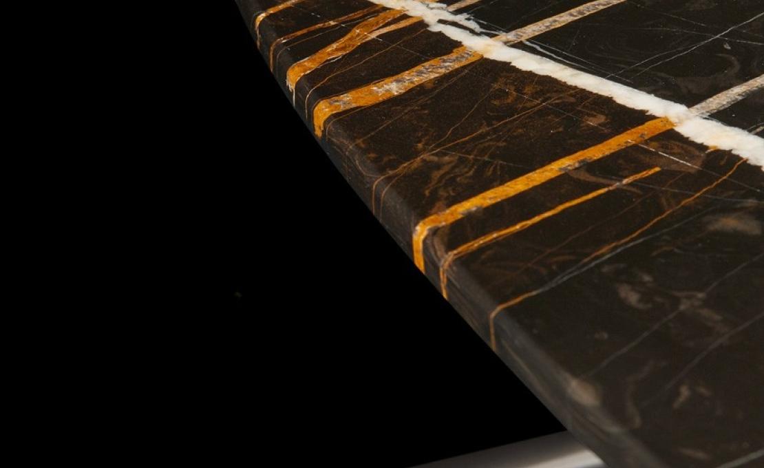 Журнальный столик от фабрики Poliform модель Mondrian 