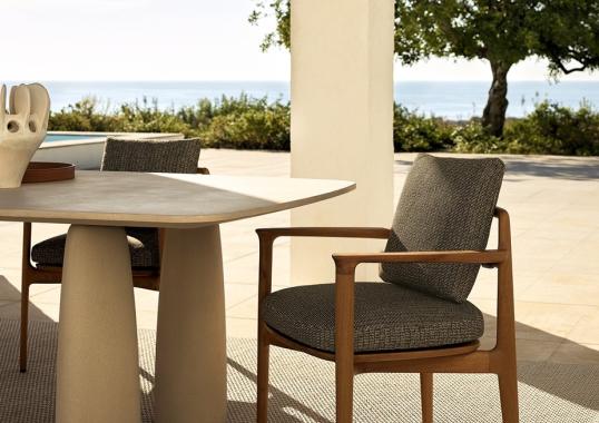 Уличный стул от фабрики Poliform модель MAGNOLIA 