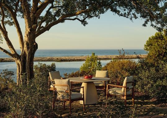 Уличный стол от фабрики Poliform модель MLTG120RK