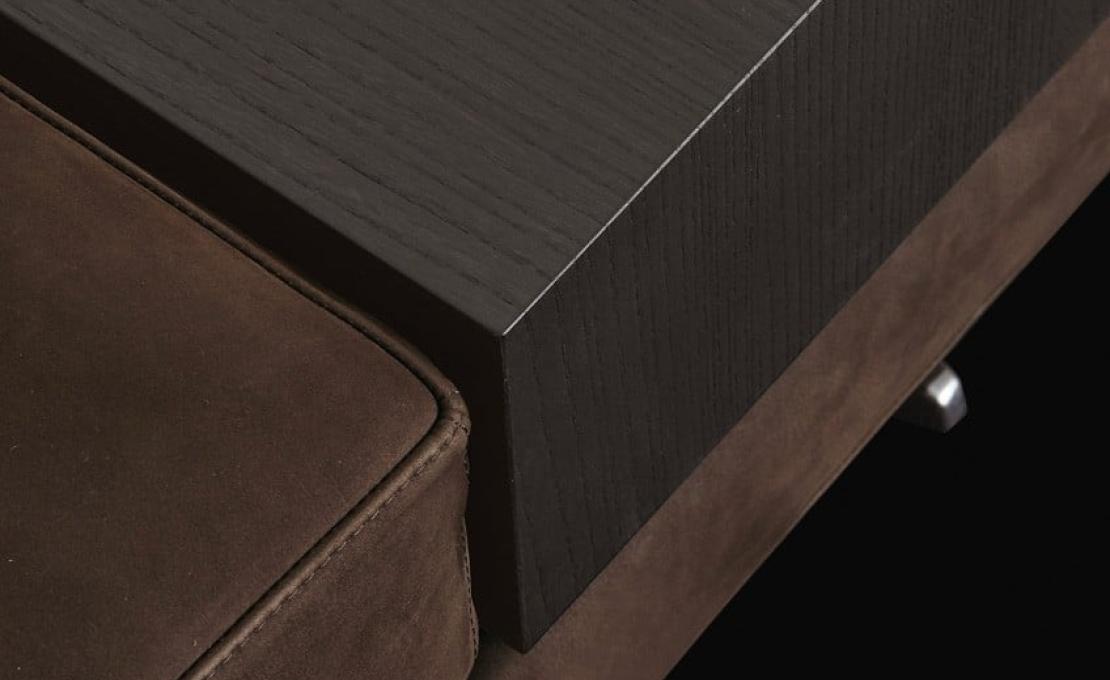 Диван от фабрики Poliform модель Mondrian Sofa