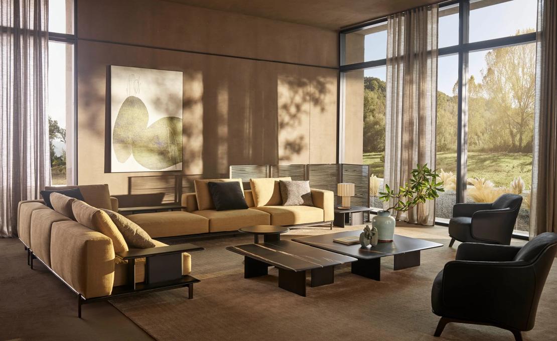 Журнальный столик от фабрики Poliform модель Mush 