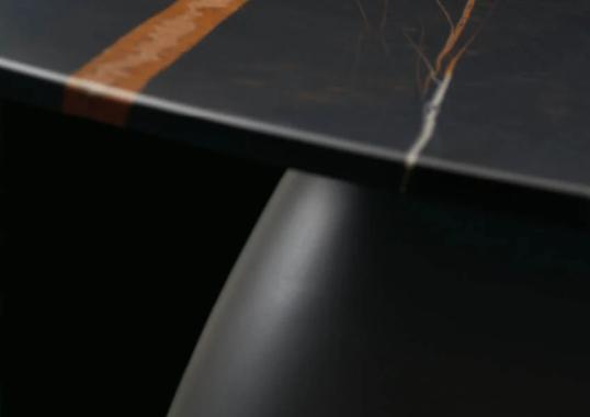 Стол от фабрики Poliform модель MONOLITH INDOOR TABLE