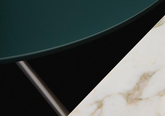 Журнальный столик от фабрики Poliform модель Mondrian 