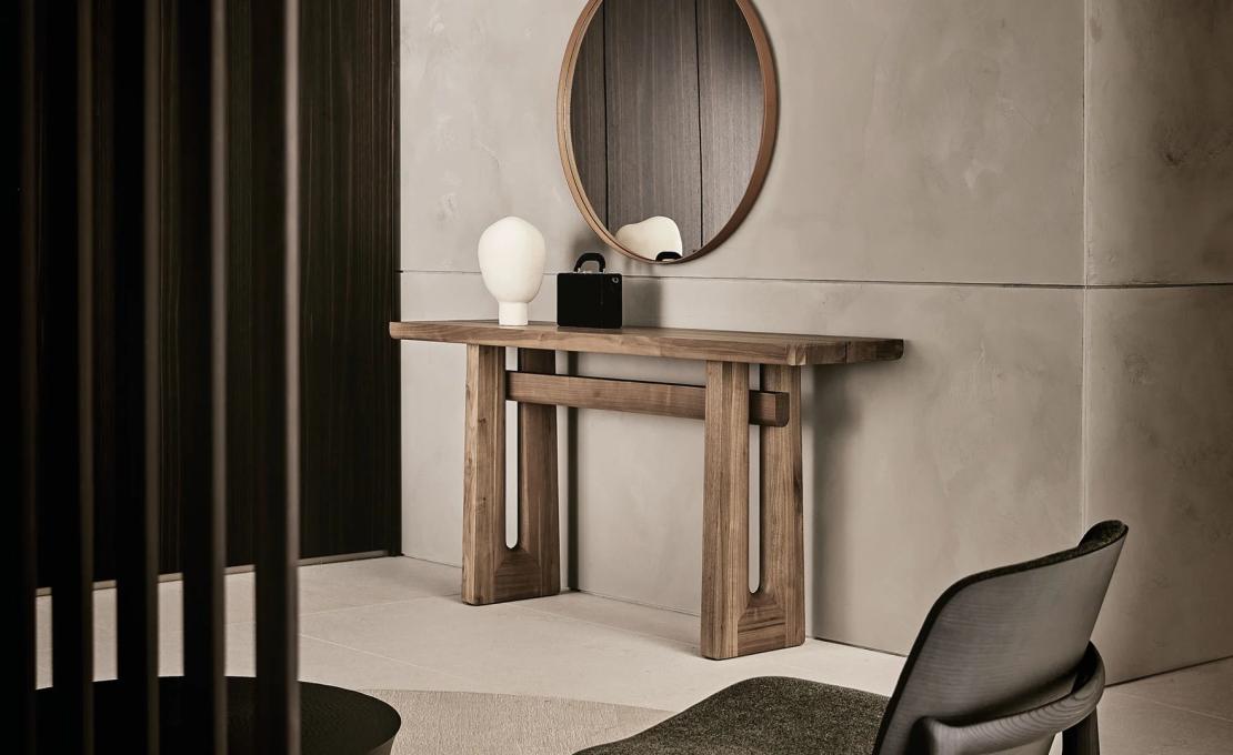 Консоль от фабрики Poliform модель CO170