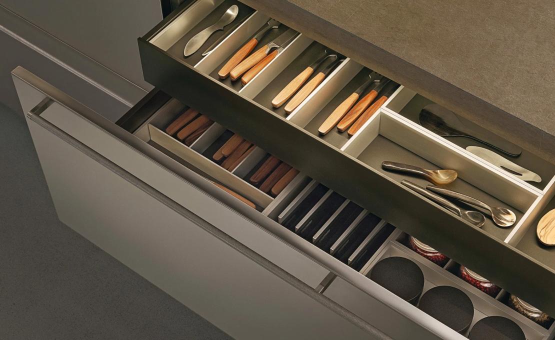 Кухни от фабрики Poliform модель My Planet Kitchen