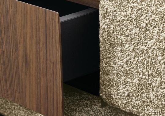 Диван от фабрики Poliform модель Mondrian Sofa