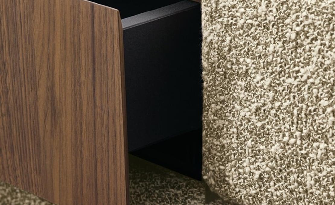 Диван от фабрики Poliform модель Mondrian Sofa