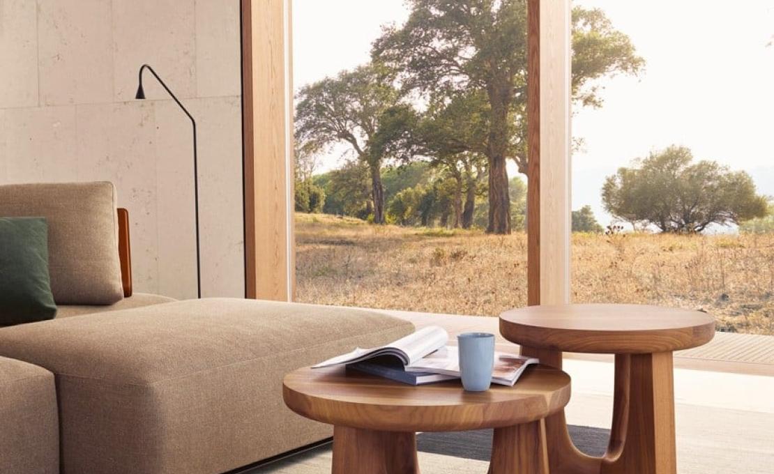 Журнальный столик от фабрики Poliform модель Nara Occasional Table