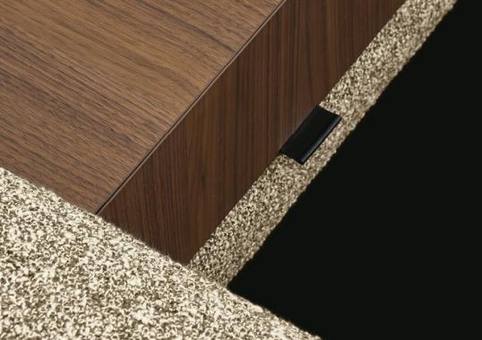 Диван от фабрики Poliform модель Mondrian Sofa