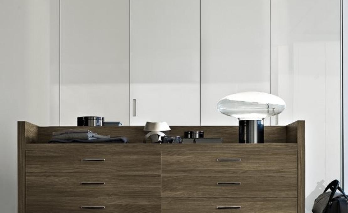 Шкафы от фабрики Poliform модель Ocean Wardrobe