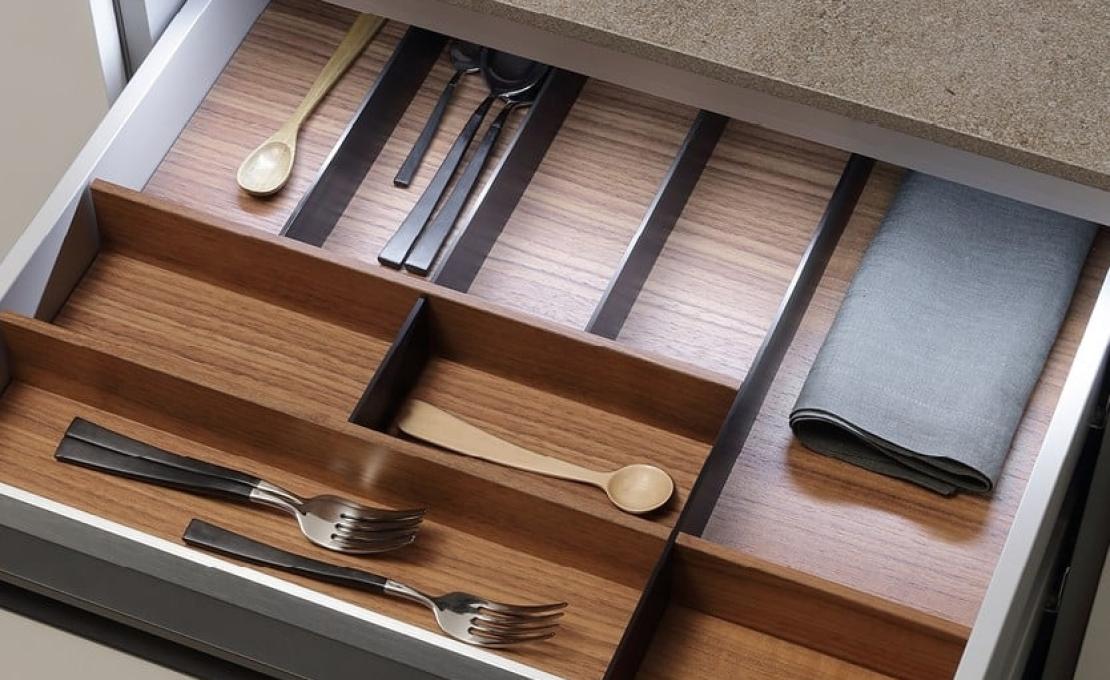 Кухни от фабрики Poliform модель My Planet Kitchen