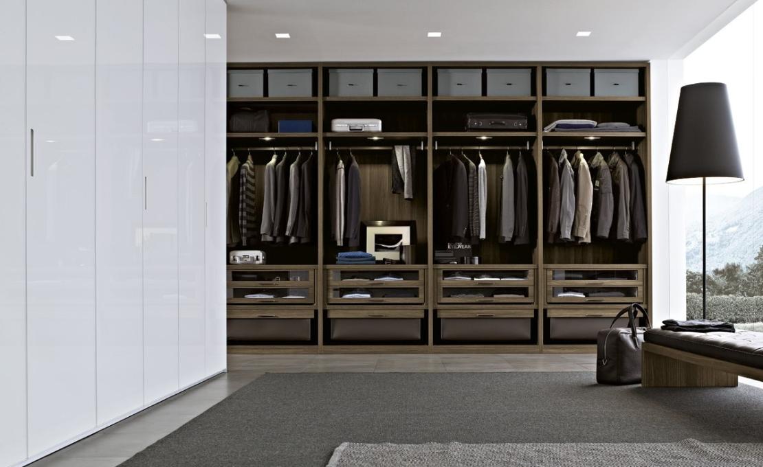 Шкафы от фабрики Poliform модель Ocean Wardrobe