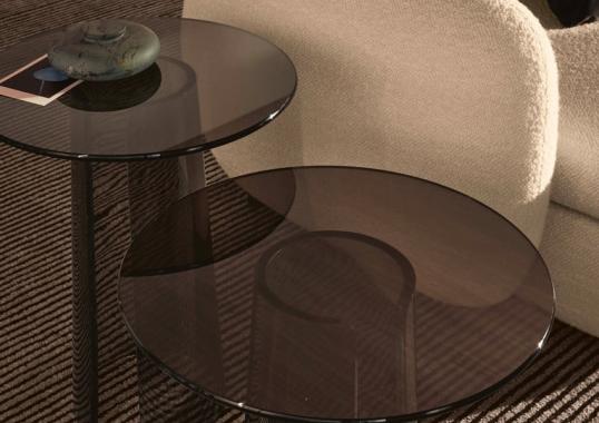 Журнальный столик от фабрики Poliform модель Orbit Side Table
