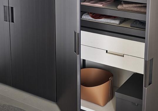 Шкафы Poliform Plus Wardrobe Poliform image 4