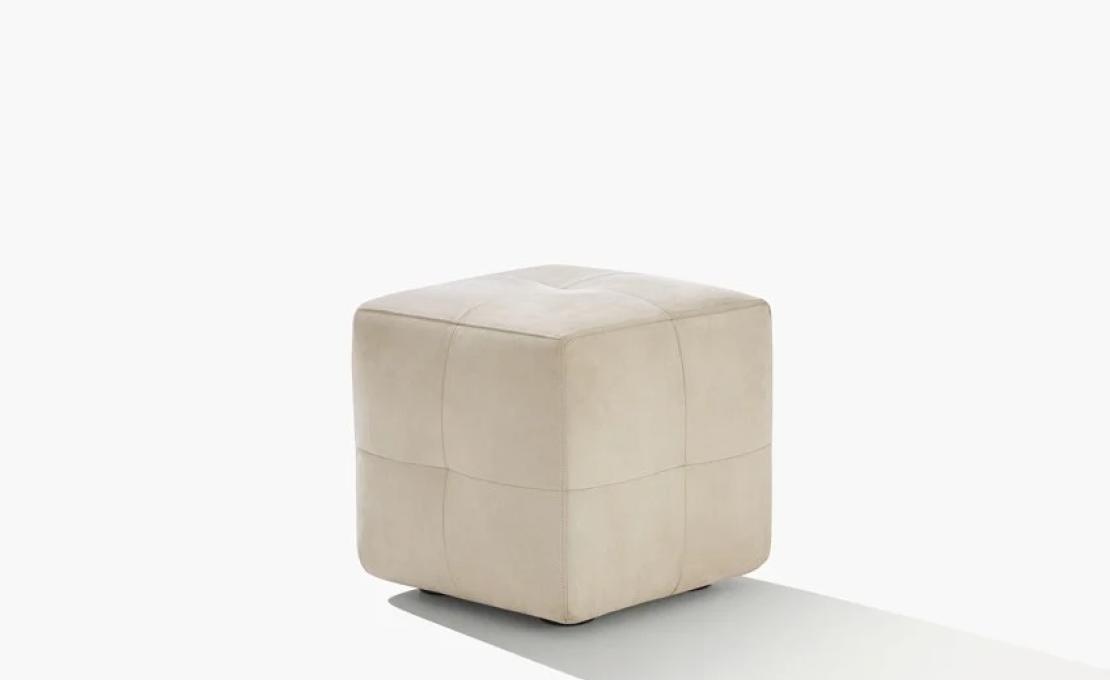 Пуф от фабрики Poliform модель PON1