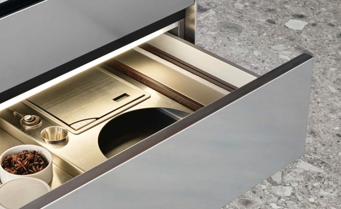 Кухни от фабрики Poliform модель Phoenix Kitchen