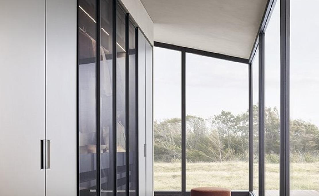 Шкафы от фабрики Poliform модель Plus Wardrobe Poliform 