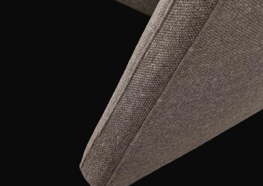 Кровать от фабрики Poliform модель Rever Bed