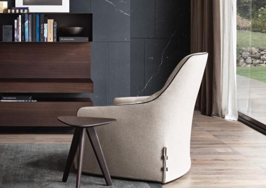 Кресло от фабрики Poliform модель Santa Monica Lounge Arm 