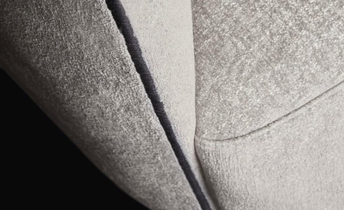 Кресло от фабрики Poliform модель Santa Monica Arm