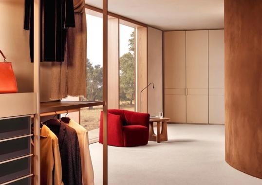 Кресло от фабрики Poliform модель Santa Monica Arm