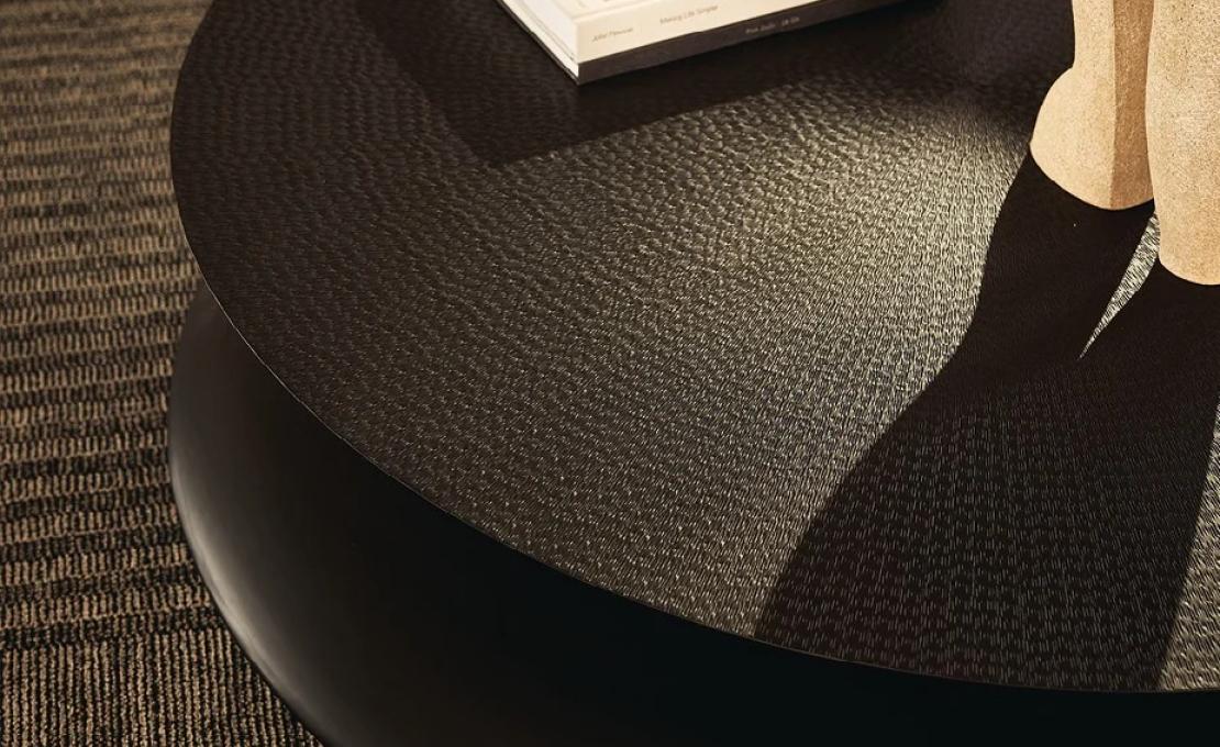 Журнальный столик от фабрики Poliform модель Soori 