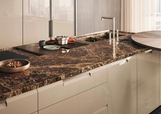 Кухни от фабрики Poliform модель Shape Kitchen