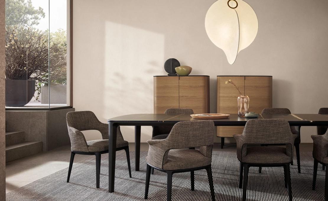 Стул от фабрики Poliform модель Sophie Lite 