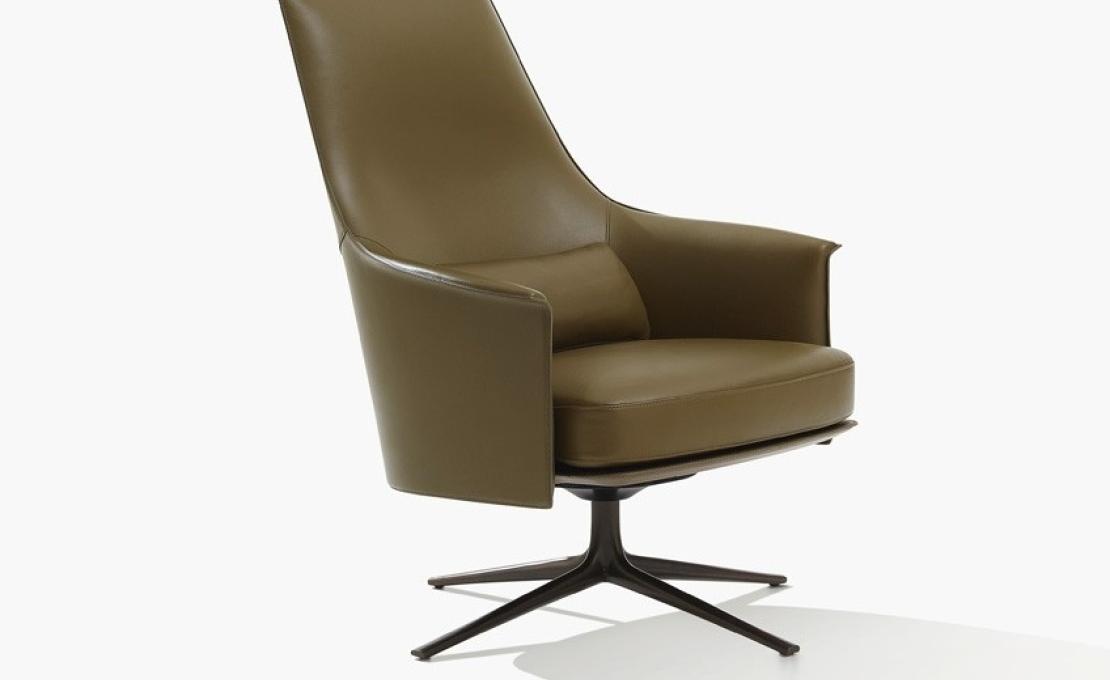 Кресло от фабрики Poliform модель Stanford Lounge Arm