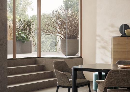 Стул от фабрики Poliform модель Sophie Lite 