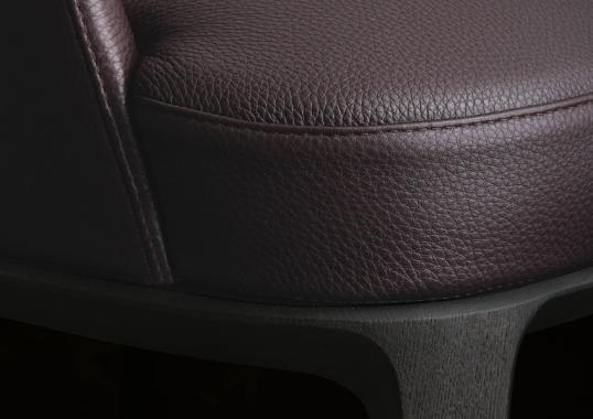 Стул от фабрики Poliform модель Sophie 