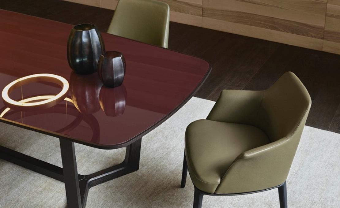 Стул от фабрики Poliform модель Sophie 