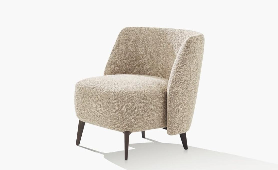 Кресло от фабрики Poliform модель UYPL066