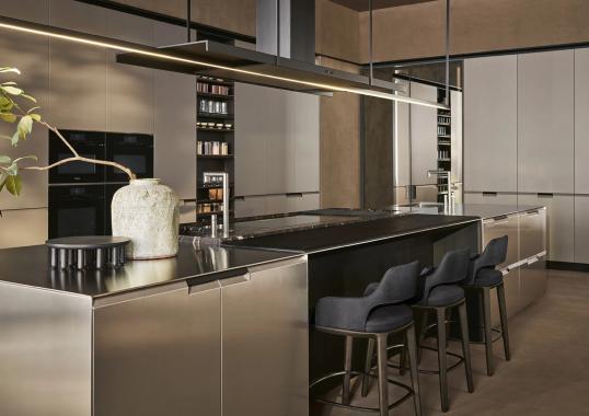 Кухни от фабрики Poliform модель Shape Kitchen